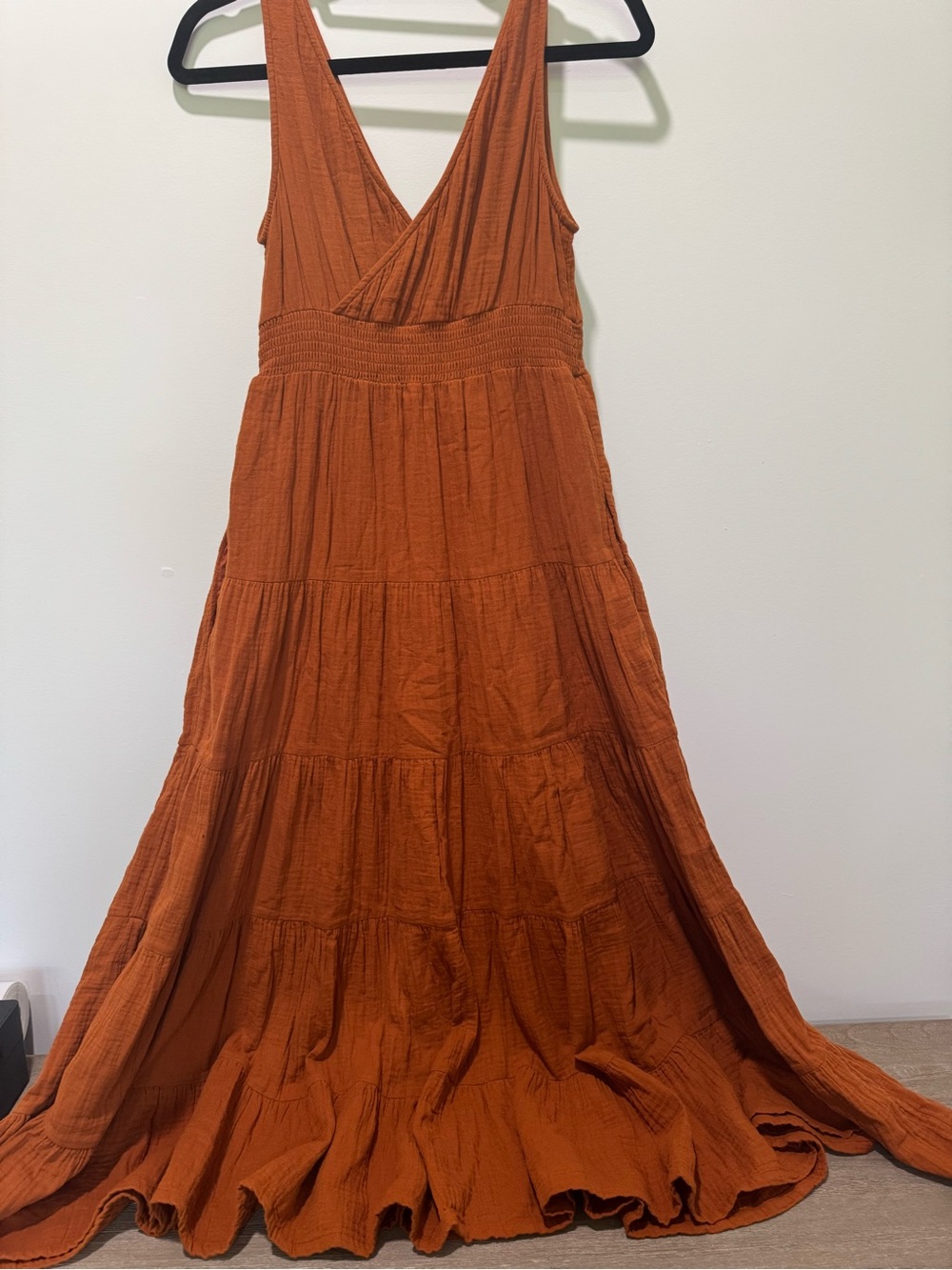 Universal Thread Rust Orange Tiered V-Neck Maxi Dress | Very Good Condition - Picture 2 of 11